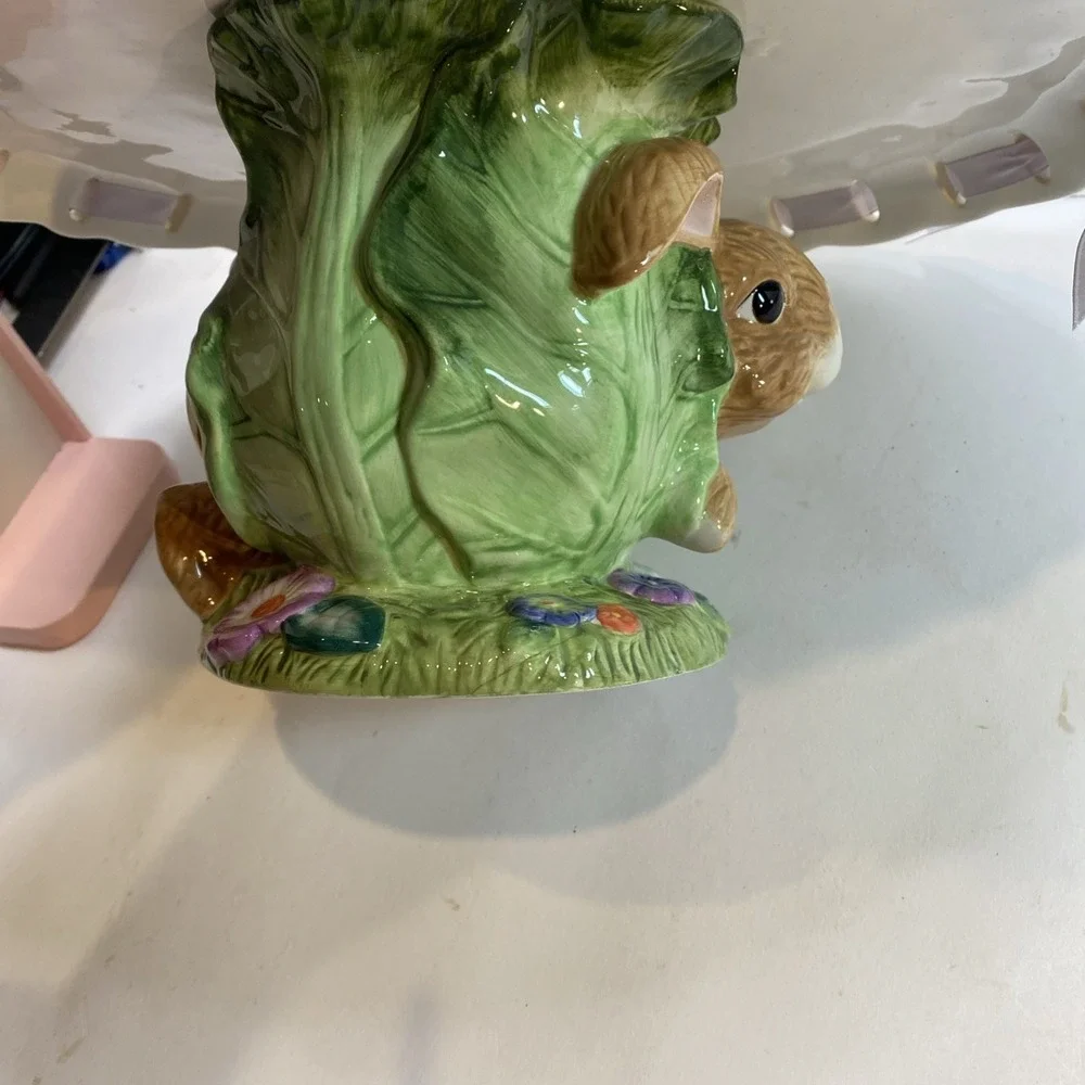 Cake Pie Plate Stand‎ With Little Rabbit In The Cabbage Patch Easter 13